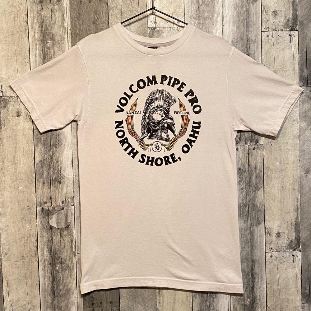 🦩Volcom Short Sleeve TeeShirt🦩